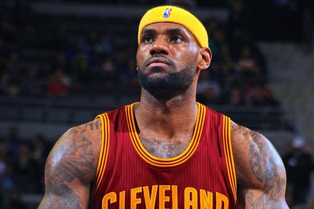 Cavs News: LeBron Out with Wrist Injury, Doubtful for Friday