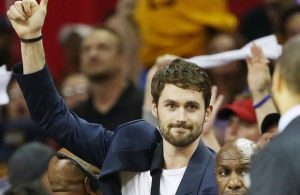 Cavs News: Kevin Love Cleared to Travel with Team