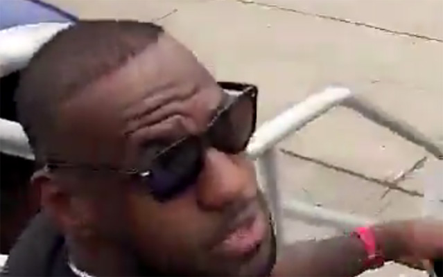 Video: Cavs Get Held up at Customs on Way to Toronto