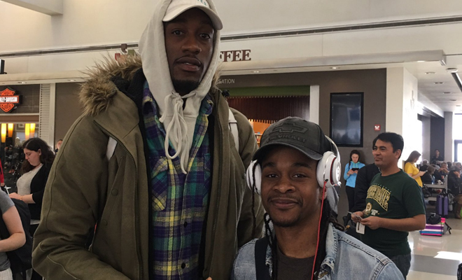 Larry Sanders Takes Photo With Cavs Fan at LAX, Says He's Headed to Cleveland