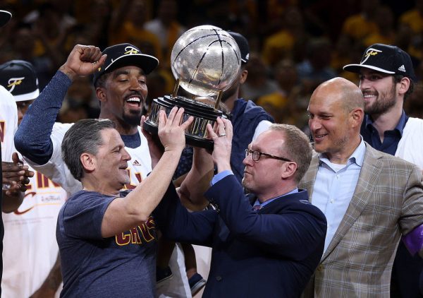 Report: Dan Gilbert Prepared to Offer David Griffin Contract Extension