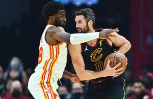Kevin Love and Solomon Hill
