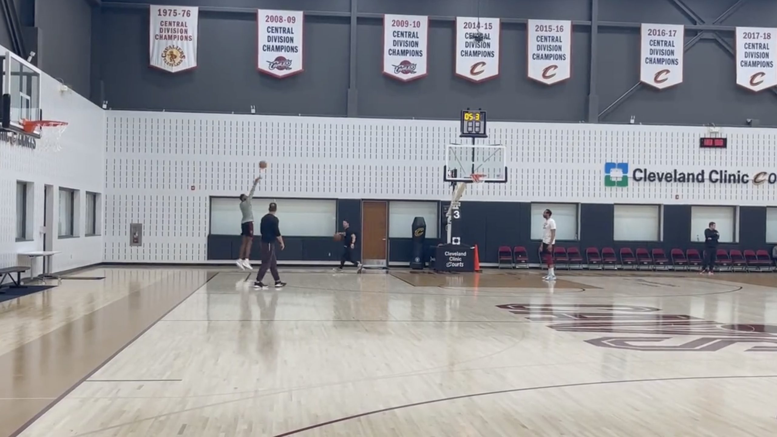 Evan Mobley workout