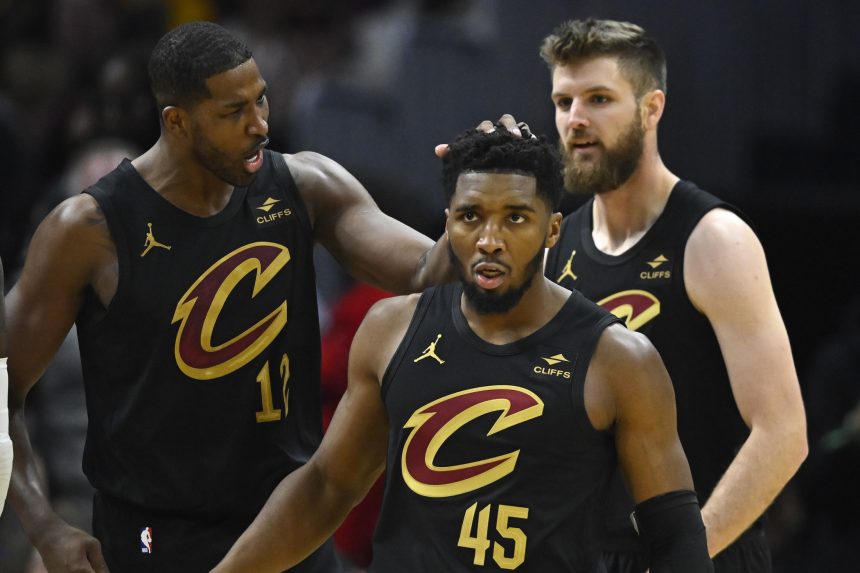 Tristan Thompson, Donovan Mitchell and Dean Wade
